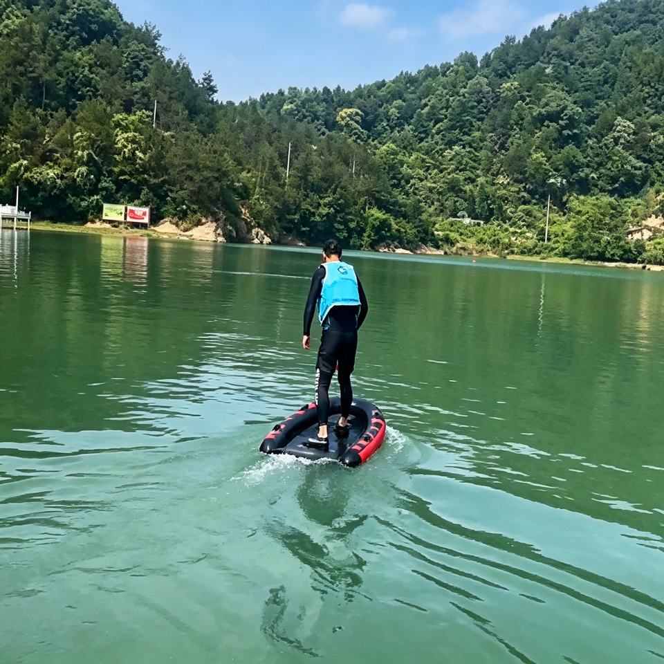 Electric Hydrofoil Surfboard Kit with Inflatable PVC Air Cushion for Beginners | Rental & Personal Use