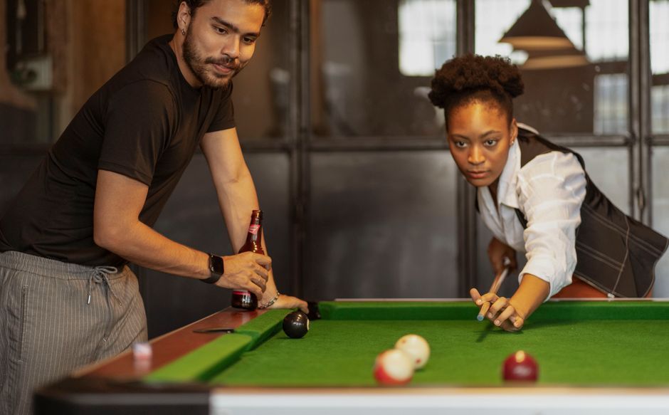2. Mid-Size Tables for Home and Club Use (10ft and 9ft)