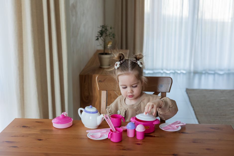 Why is having too many toys potentially harmful?