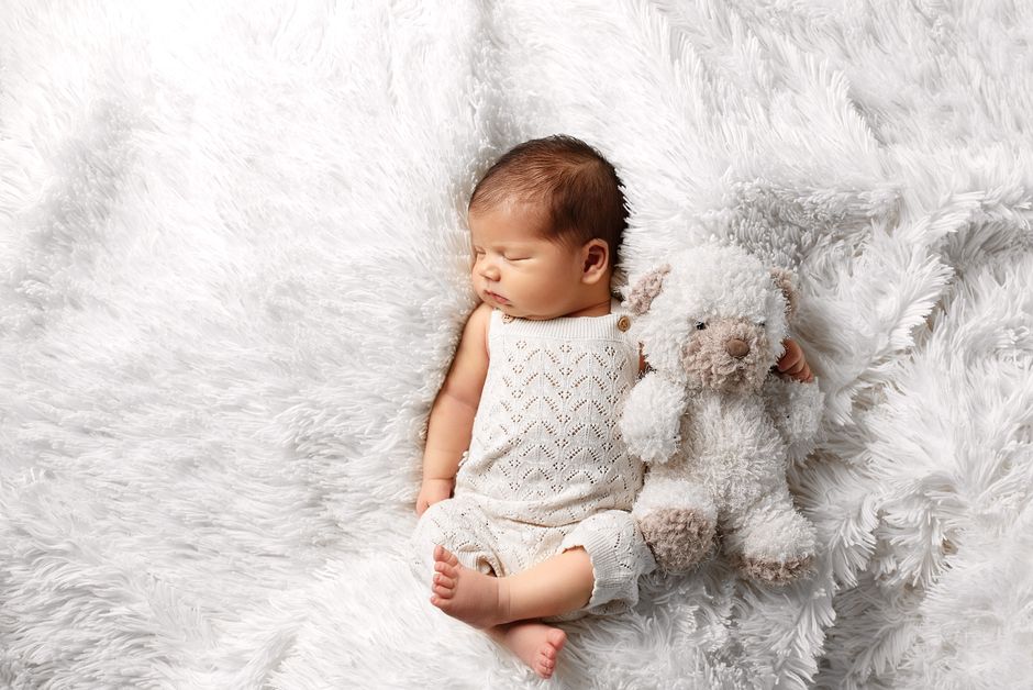 Months 0-3: Sight, Sound, and Gentle Stimulation