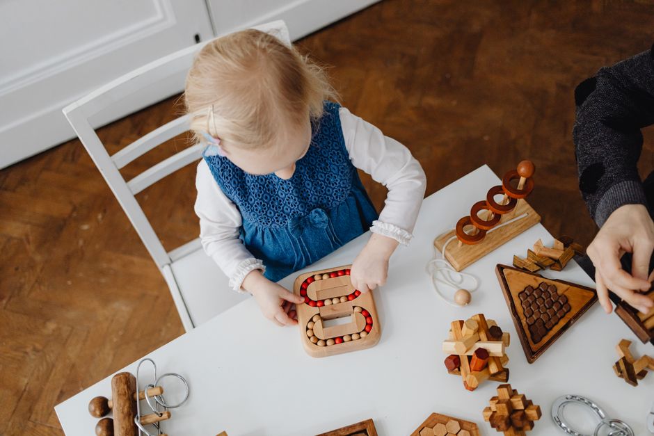 Top Categories of Toys That Build Fine Motor Skills