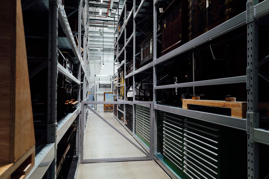 Why Shelving Unit Company Press Releases Matter to Buyers and Distributors