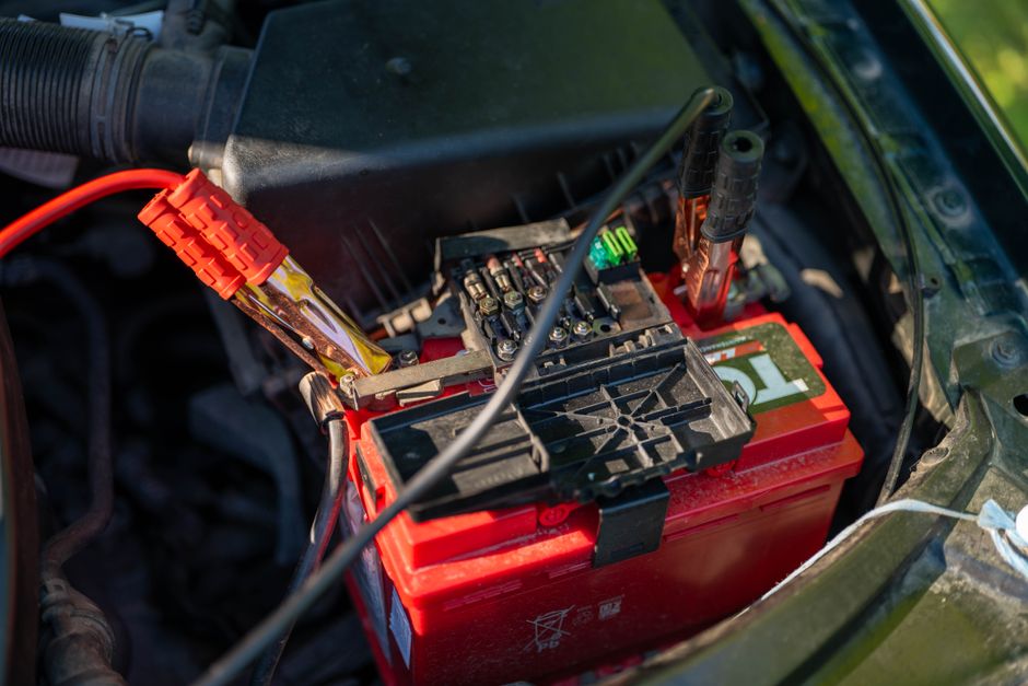 What Does Voltage Mean for Power Tool Batteries?