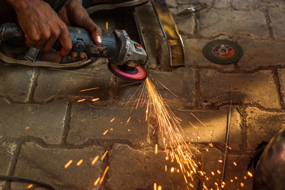 Comparison Table: Best Angle Grinders for Metalworking