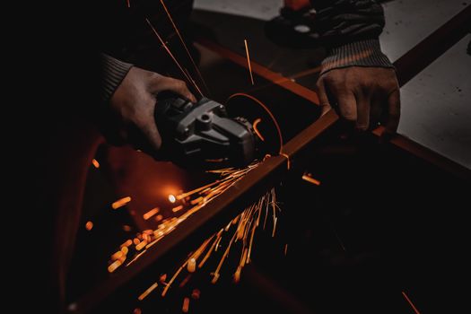 Corded vs Cordless Power Tools: Pros and Cons