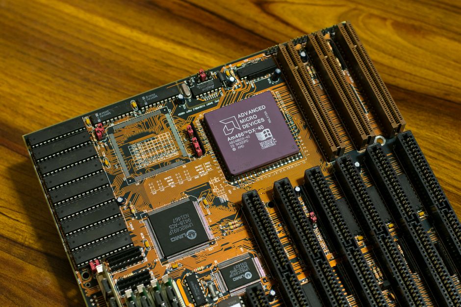 2. Texas Instruments' New Buck-Boost Converters: Compact Power Solutions