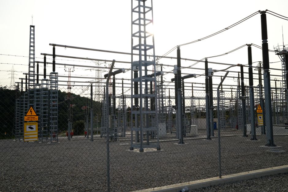 Core Components of Smart Transmission Systems
