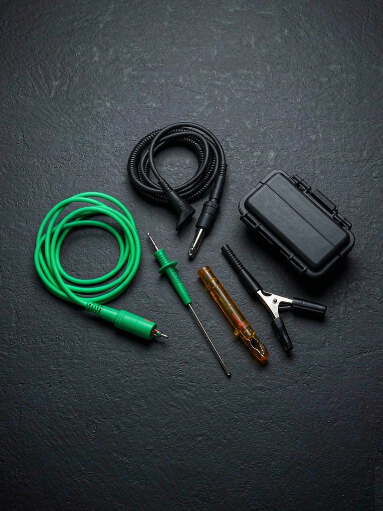 Test leads, probes, clips and a carry case from the instrument accessory range