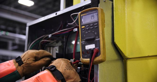 What Is a Megohmmeter Used For? Uses Explained Simply
