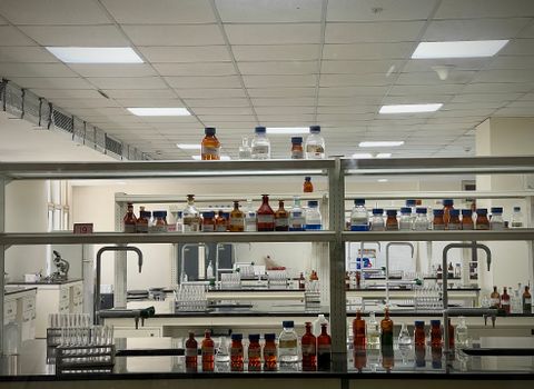 What Is a CAS Number in Chemical Raw Materials?