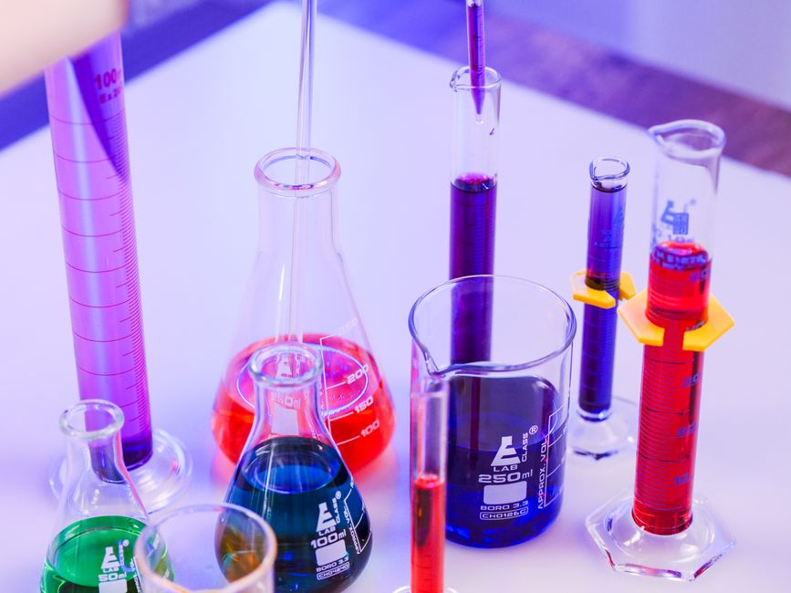 Chemical Raw Material Market Analysis Report 2024: Trends, Challenges, and Opportunities