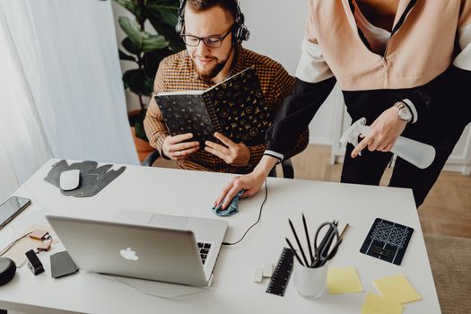Disinfectant Spray vs Wipes for Offices Compared