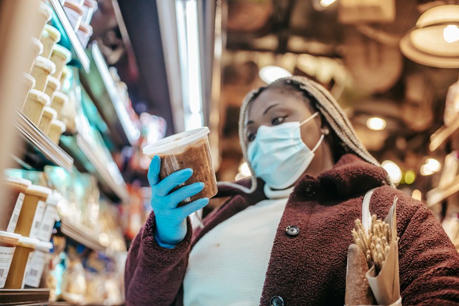 How Do Regulatory Agencies Announce Food Additive Recalls?