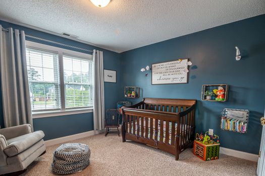 Best Fabric Curtains for a Nursery Room: 7 Top Picks